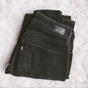 Mid Rise Black Skinny Levi’s Legging Jeans
